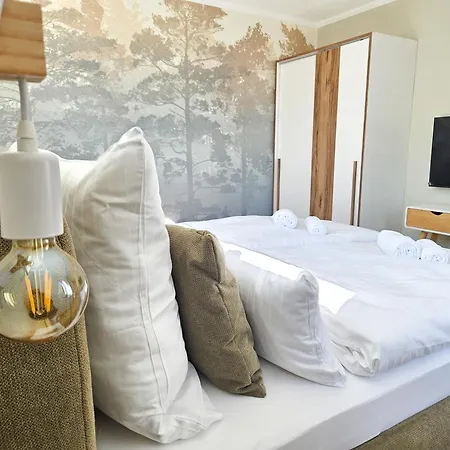 Lychenseevilla Mit Seeblick, Wintergarten, Kamin Und Sauna Villa Lychen