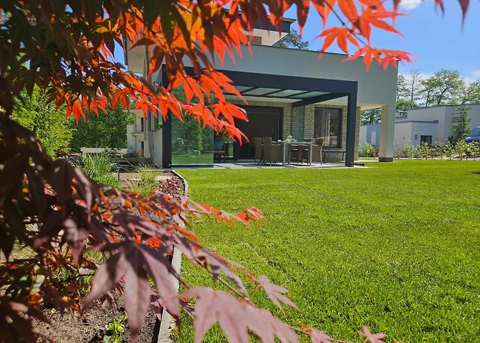 Lychenseevilla Mit Seeblick, Wintergarten, Kamin Und Sauna ヴィラ リヘン