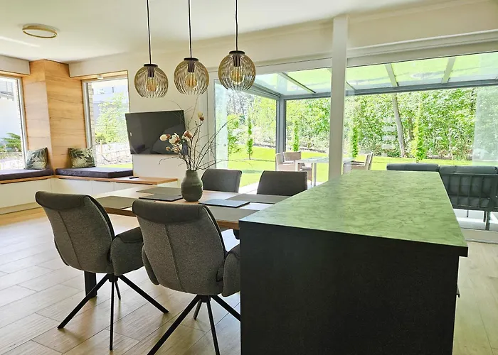 Lychenseevilla Mit Seeblick, Wintergarten, Kamin Und Sauna *